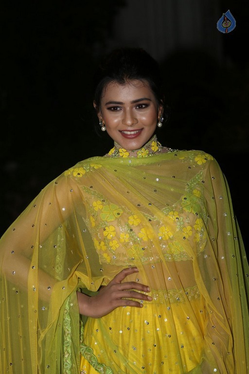 Hebah Patel Pics - 32 / 32 photos