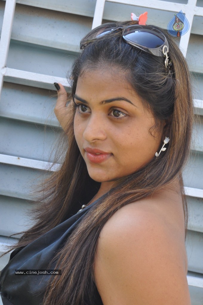 Hemalatha Stills - 24 / 65 photos