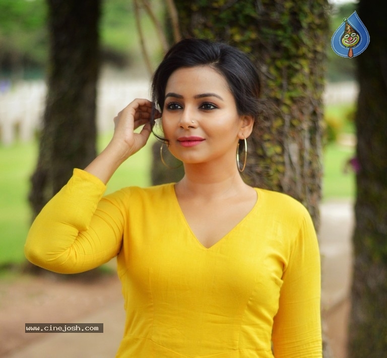 Heroine Mrudula Murali New Photos - 11 / 11 photos