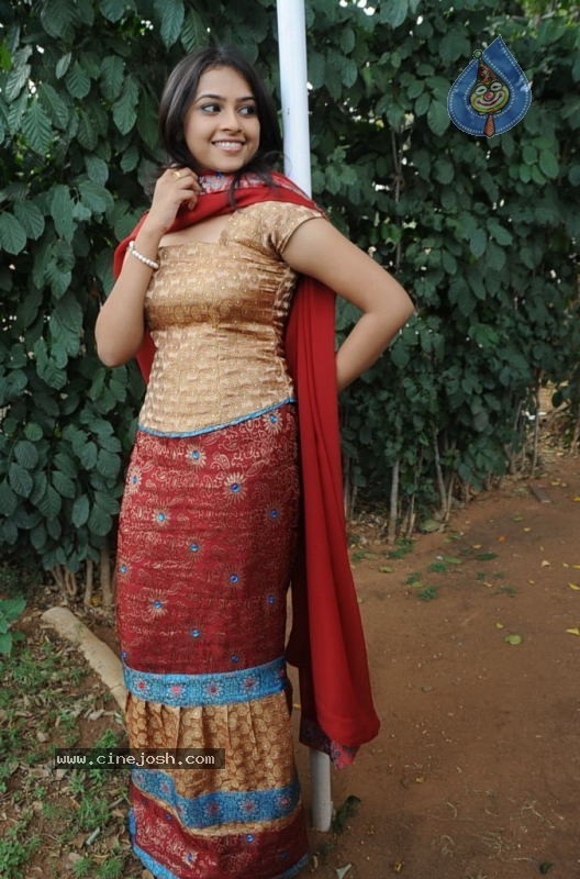 Hrudi - Harilo Ranga Hari Movie - 34 / 52 photos