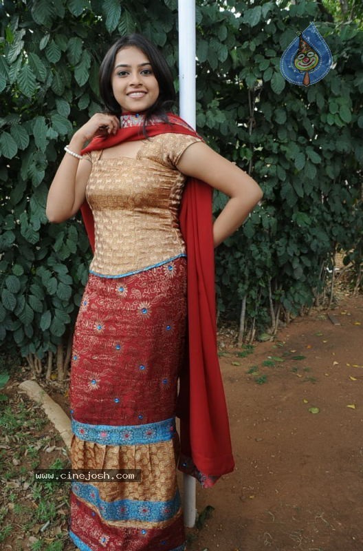 Hrudi - Harilo Ranga Hari Movie - 38 / 52 photos