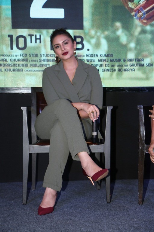 Huma Qureshi at Jolly LLB 2 Press Meet - 9 / 34 photos