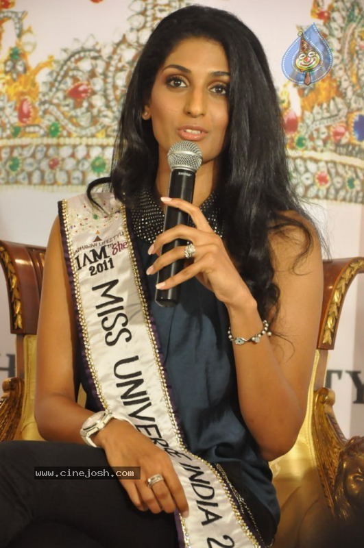 I AM SHE Miss Universe Vasuki Photos - 24 / 33 photos