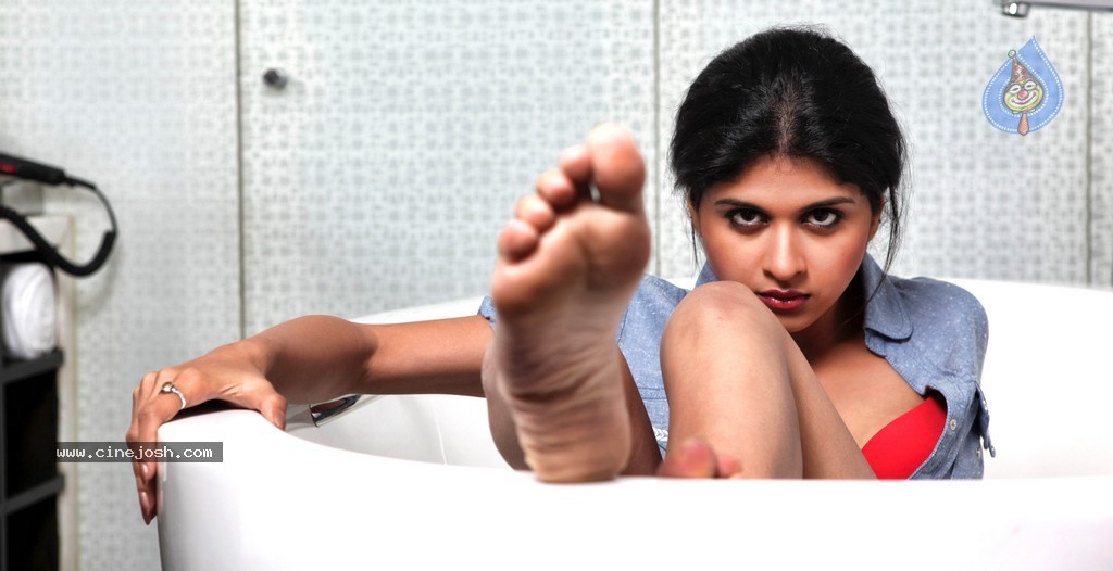 Ice Cream 2 Fame Naveena Stills - 1 / 22 photos
