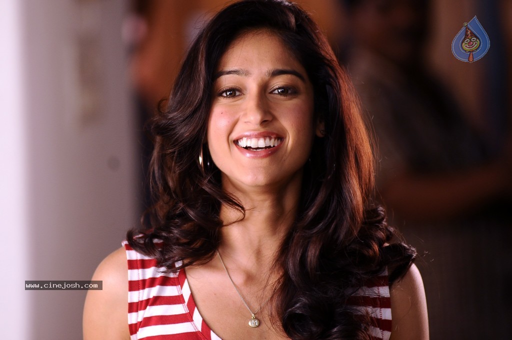 Ileana Gallery - 14 / 42 photos