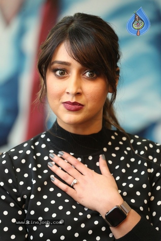 Ileana Interview Stills - 12 / 36 photos