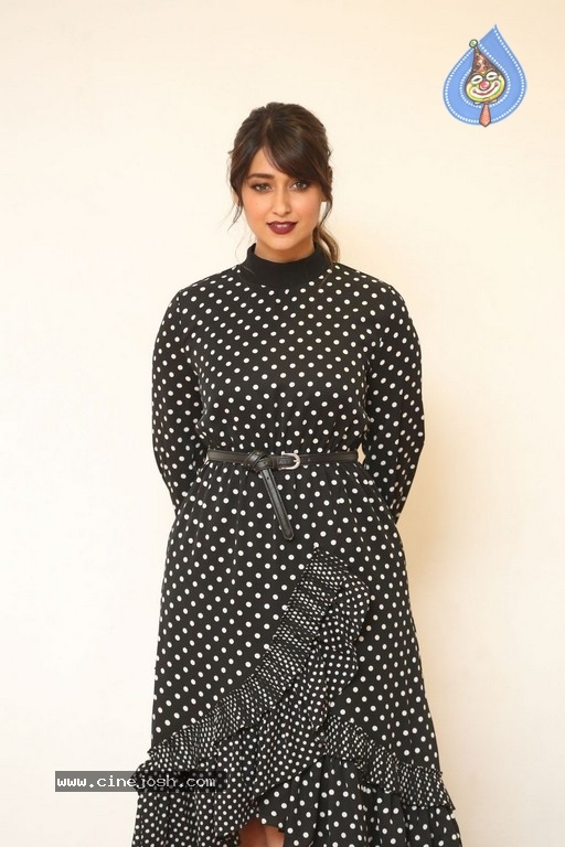 Ileana Interview Stills - 30 / 36 photos