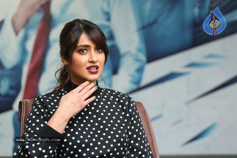 Ileana Interview Stills - 32 / 36 photos