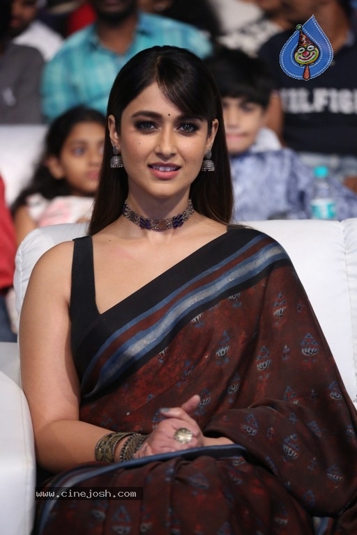 Ileana Stills from AAA Pre Release Event - 17 / 21 photos