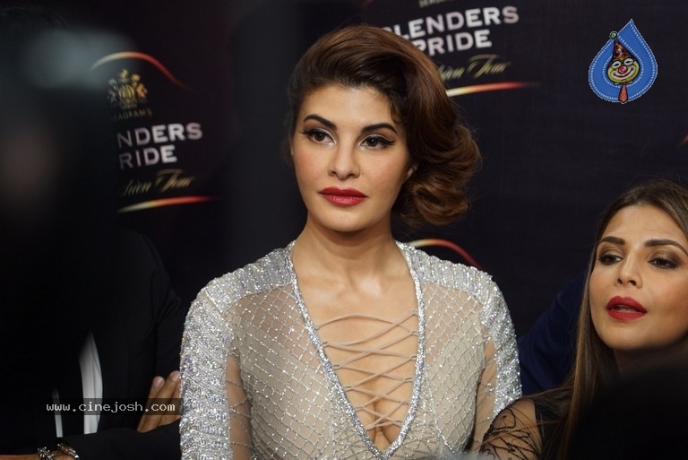 Jacqueline Fernandez Images - 9 / 18 photos