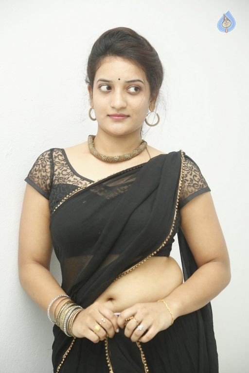 Janani New Photos - 30 / 30 photos