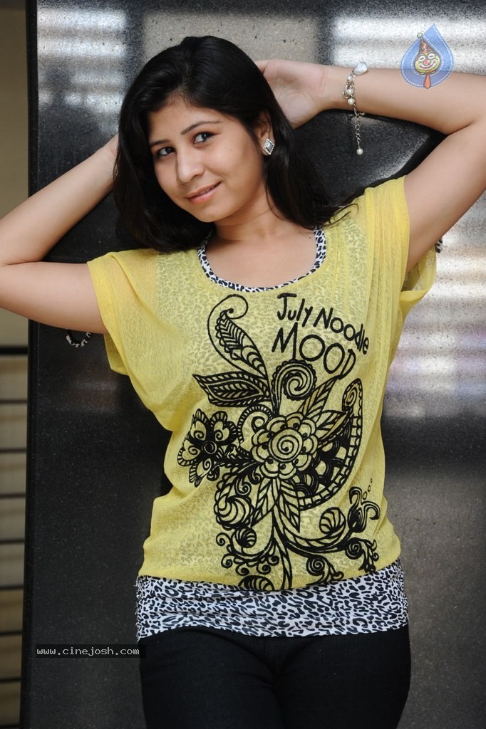 Janisha Patel New Gallery - 43 / 88 photos