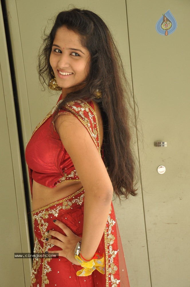 Jayanthi New Stills - 38 / 89 photos