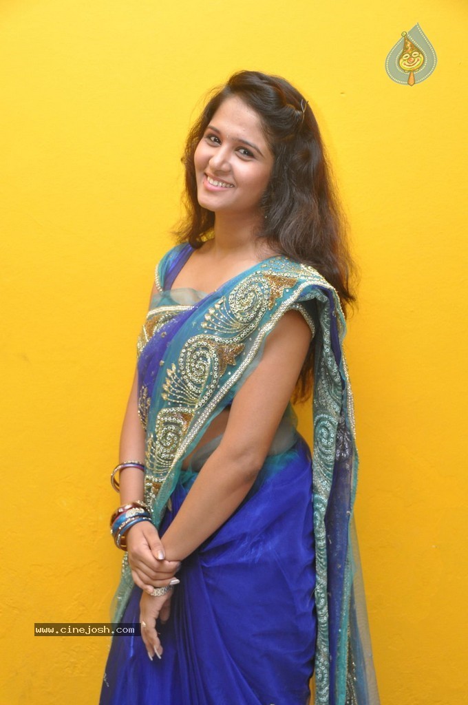 Jayanthi Rajput Stills - 4 / 80 photos