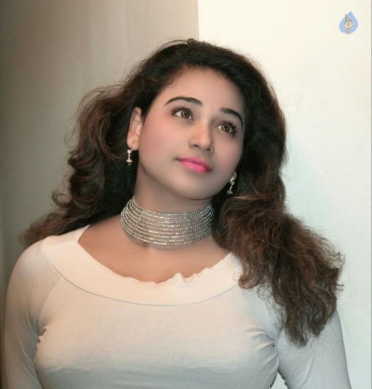 Jayathi New Stills - 32 / 32 photos