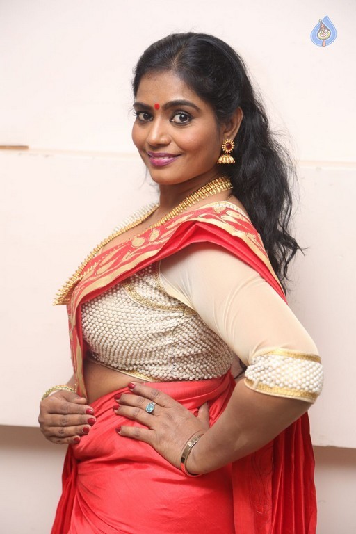Jayavani New Photos - 14 / 42 photos