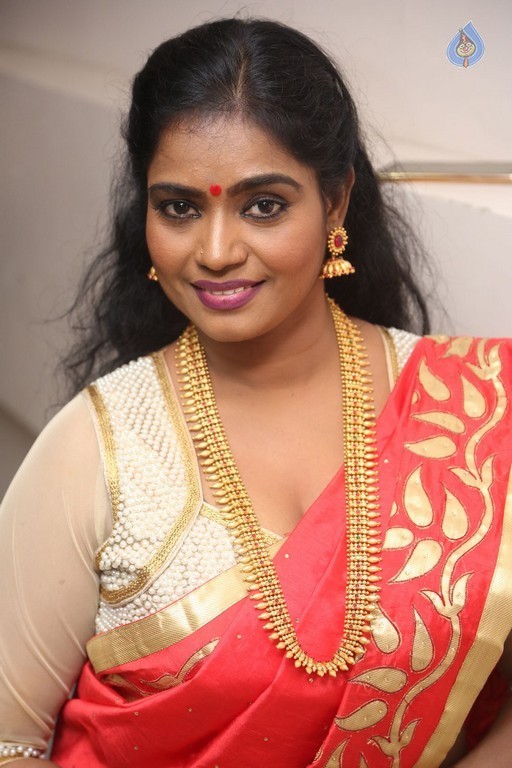 Jayavani New Photos - 30 / 42 photos