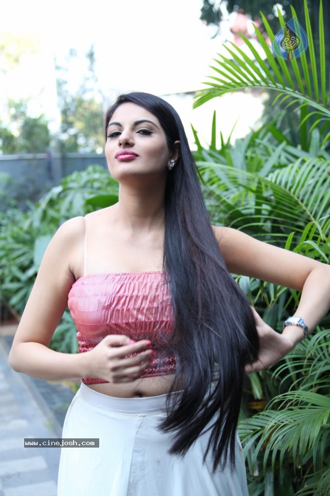 Jinal Pandya Hot Gallery - 109 / 152 photos