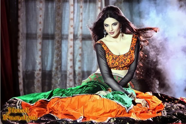 Jinal Pandya Hot Portfolio - 2 / 14 photos