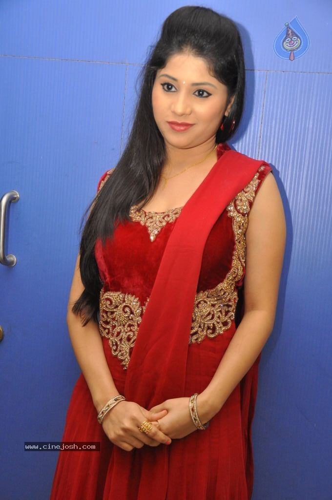 Jiya Hot Photos - 59 / 67 photos