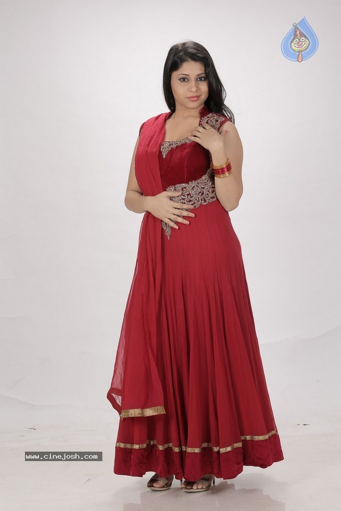 Jiya Khan New Photos - 4 / 37 photos