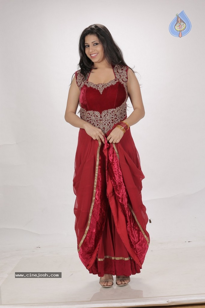 Jiya Khan New Photos - 5 / 37 photos