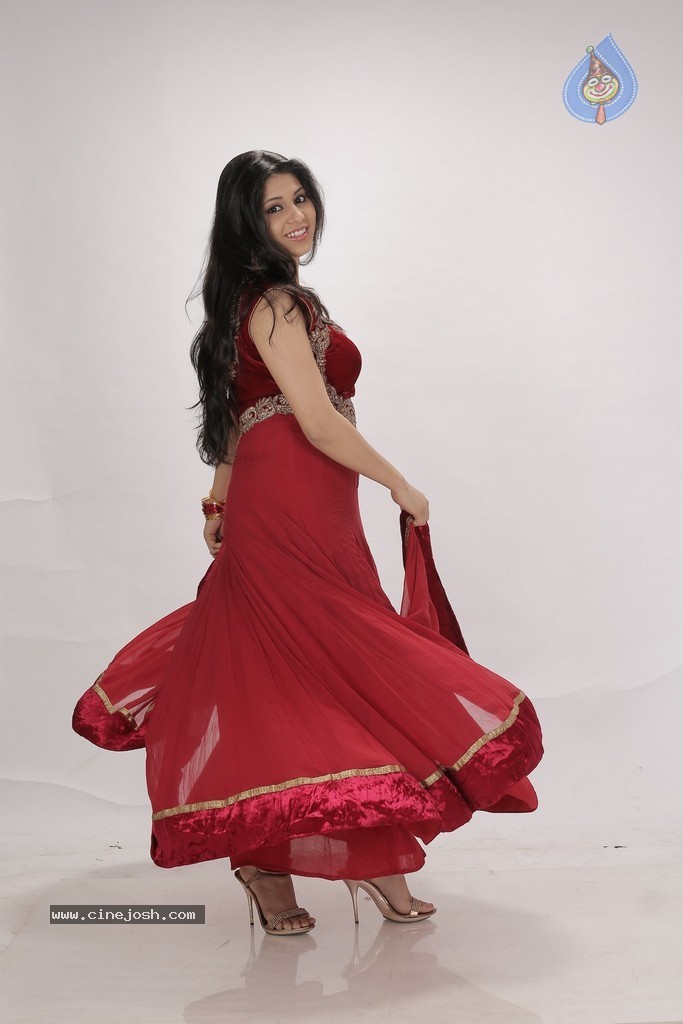 Jiya Khan New Photos - 10 / 37 photos