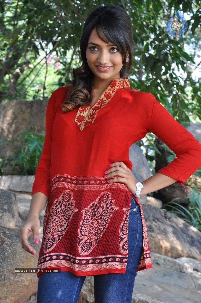 Jiya New Stills - 6 / 68 photos