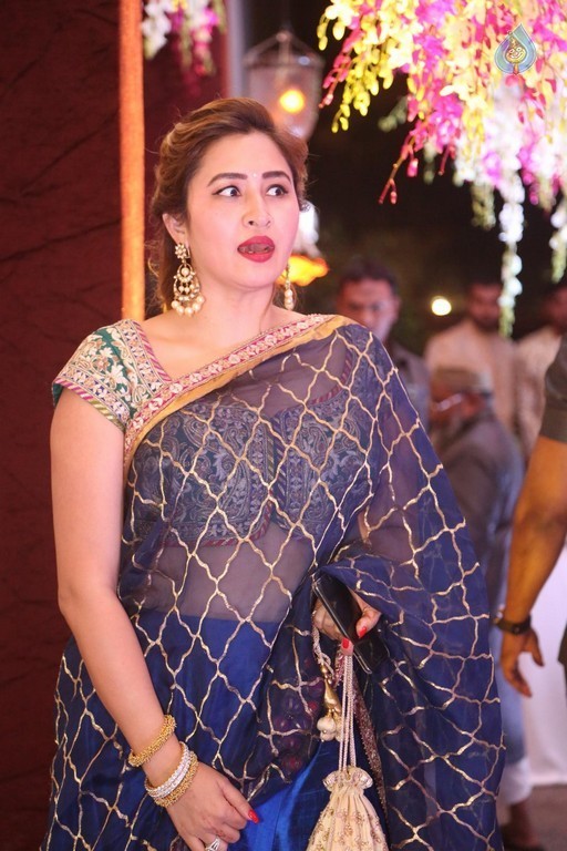 Jwala Gutta New Gallery - 5 / 35 photos