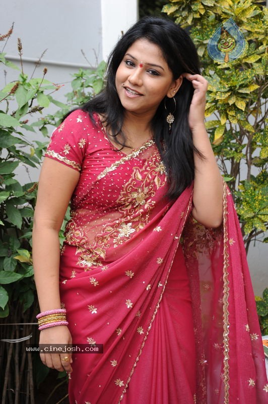 Jyothi Gallery - 29 / 34 photos