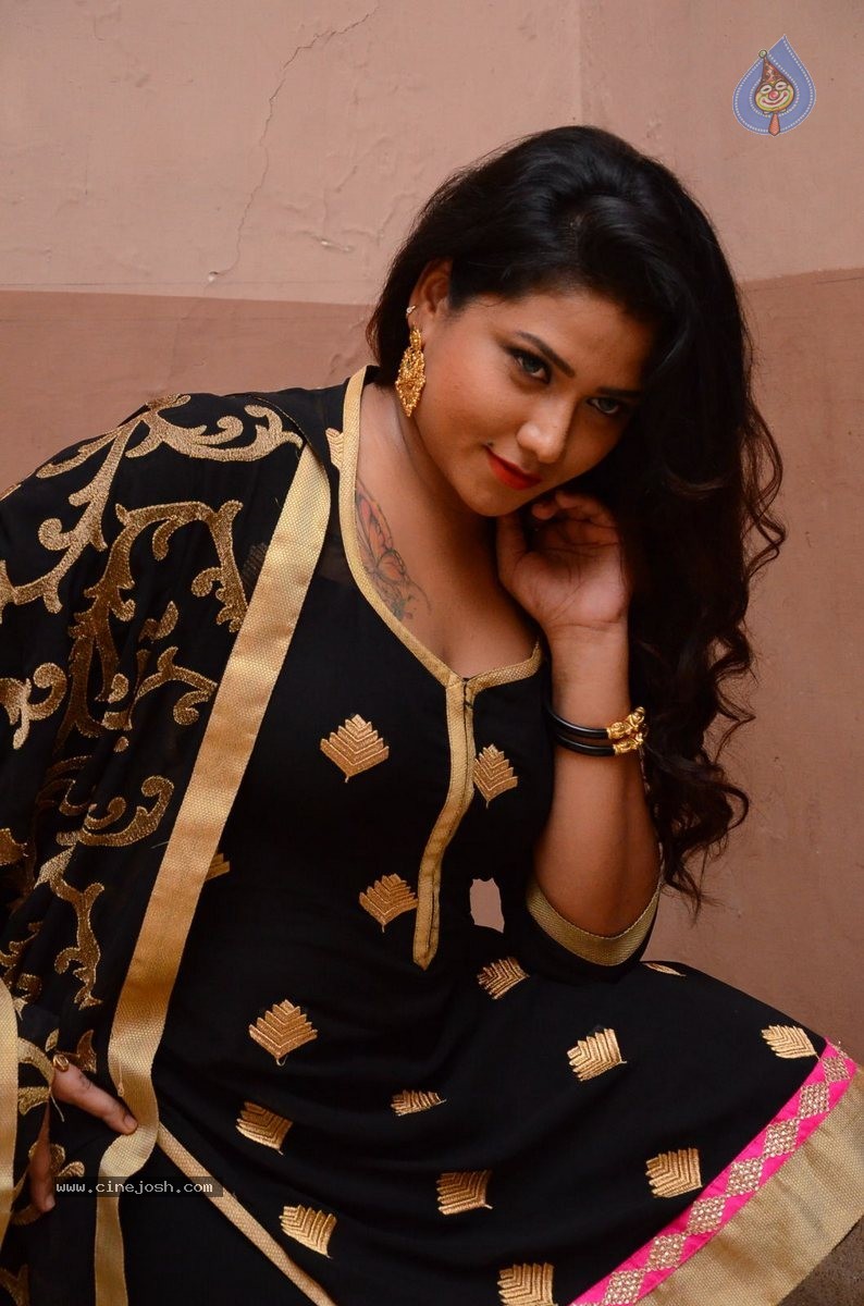 Jyothi Latest Photos - 5 / 54 photos