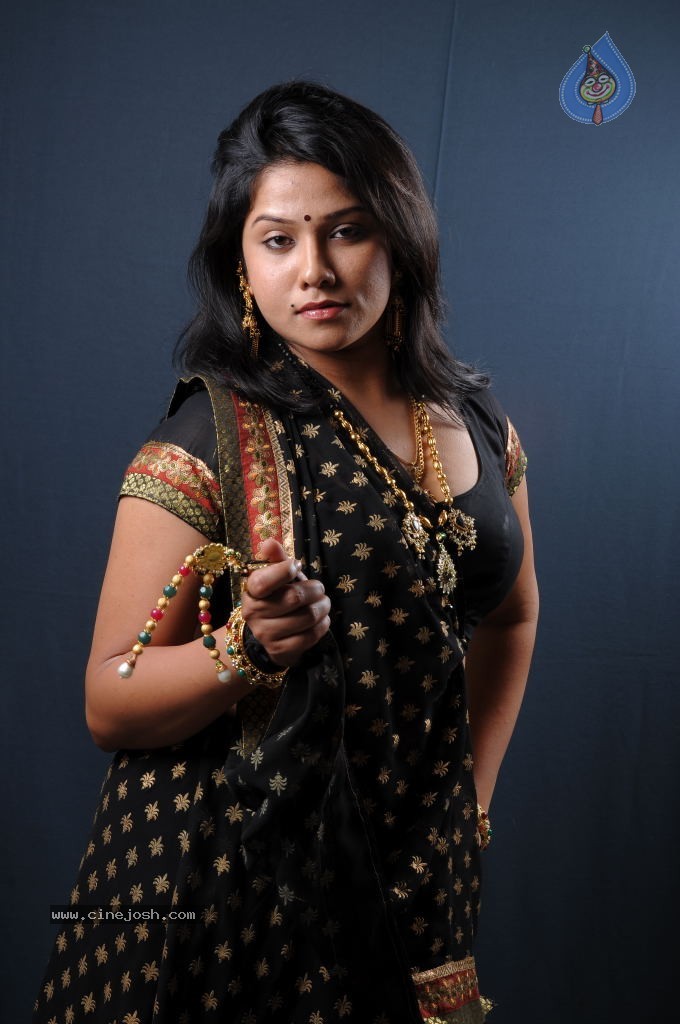 Jyothi New Stills - 12 / 111 photos