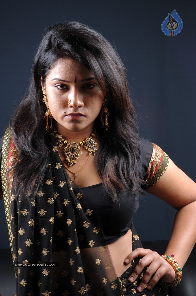 Jyothi New Stills - 55 / 111 photos