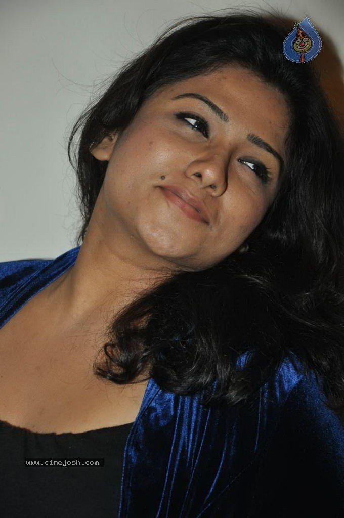 Jyothi New Stills - 27 / 47 photos