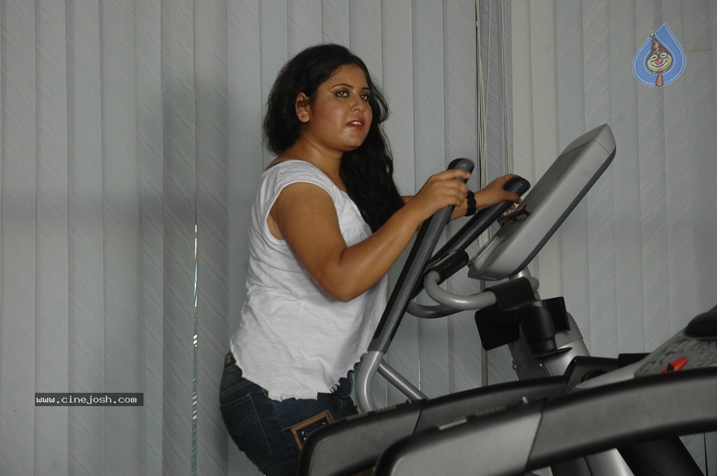 Jyothsna Hot Gallery - 56 / 84 photos