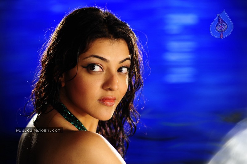 Kajal Agarwal - Om Shanti - 34 / 56 photos