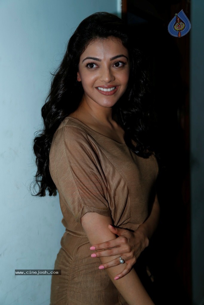 Kajal Agarwal Latest Stills - 23 / 135 photos
