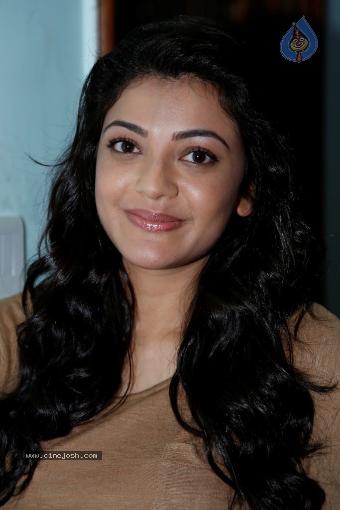Kajal Agarwal Latest Stills - 104 / 135 photos