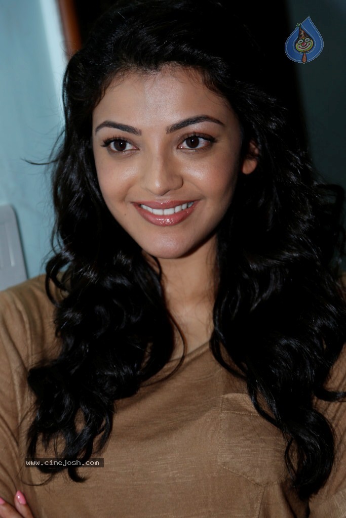 Kajal Agarwal Latest Stills - 119 / 135 photos