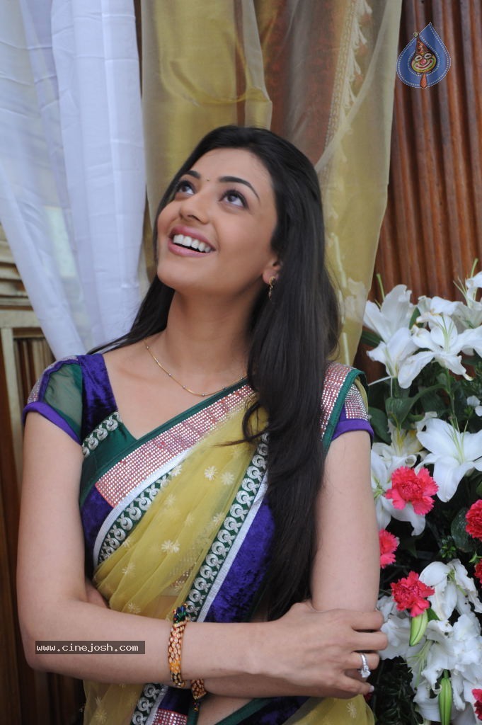 Kajal Agarwal New Stills - 22 / 56 photos
