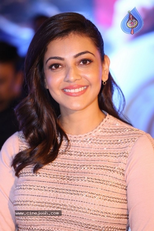 Kajal Agarwal Pics - 26 / 30 photos