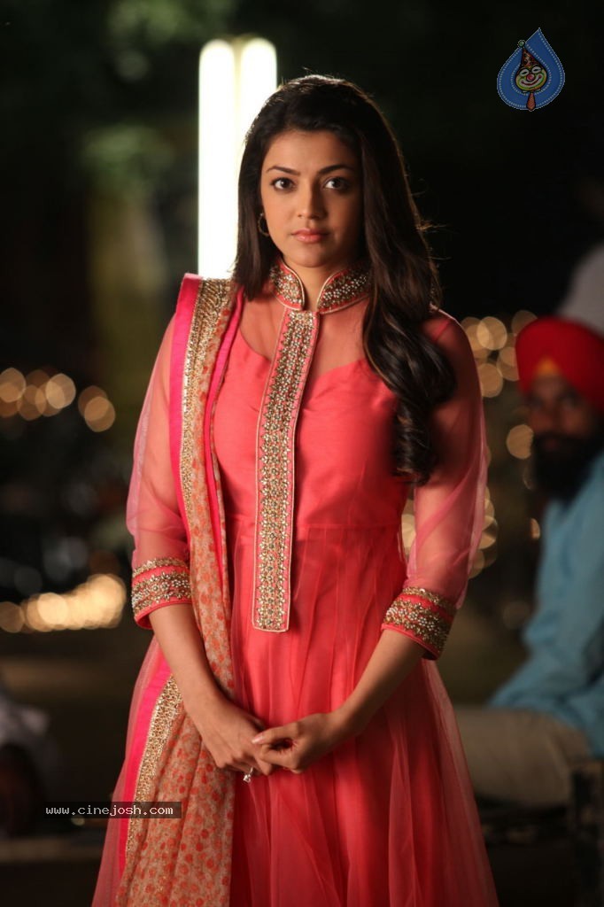 Kajal Agarwal Stills - 22 / 44 photos