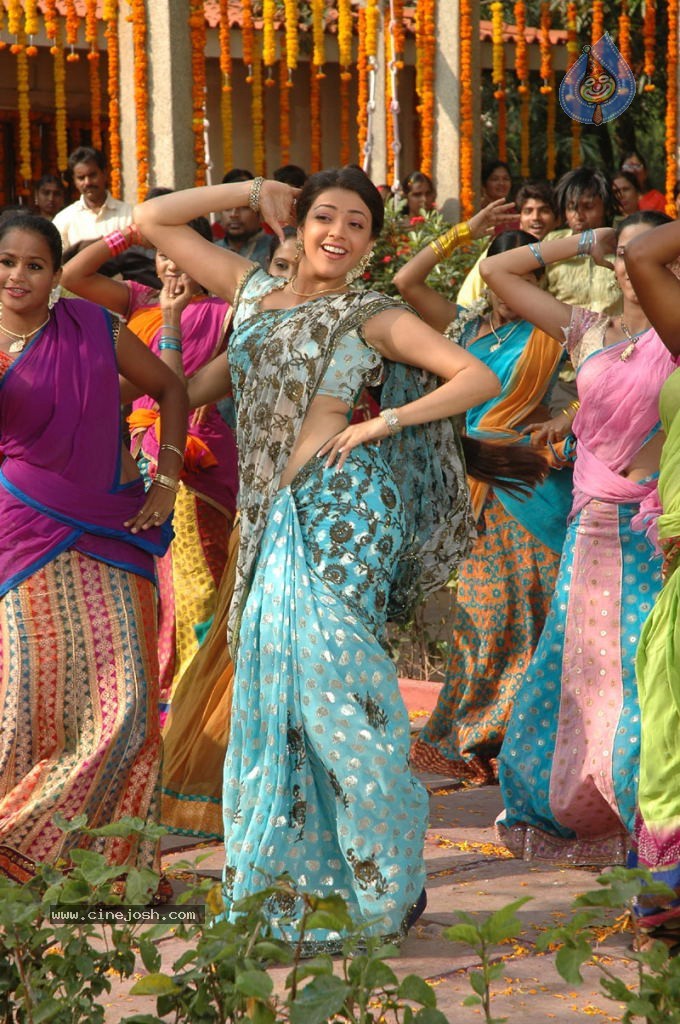 Kajal Agarwal Stills in Mr. Perfect Movie - 79 / 85 photos