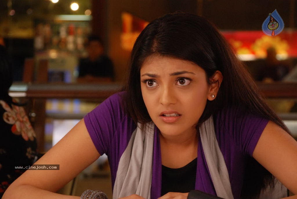 Kajal Agarwal Hot Stills - 28 / 63 photos