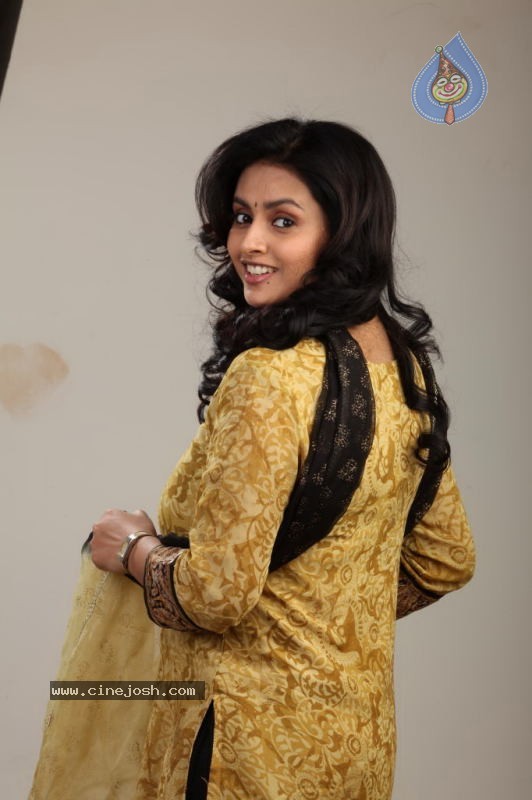 Kalyani New Photo Gallery - 38 / 82 photos