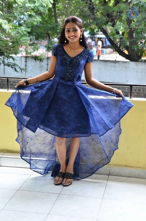 Kalyani New Pics - 7 / 11 photos