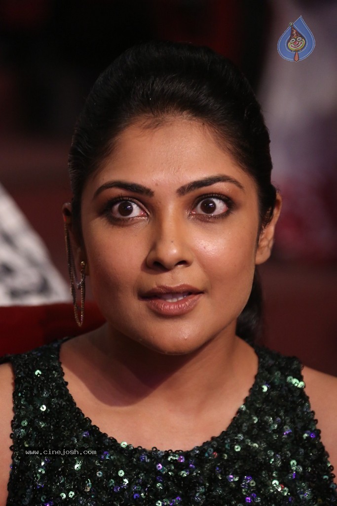 Kamalini Mukherjee at GAV Audio - 64 / 150 photos