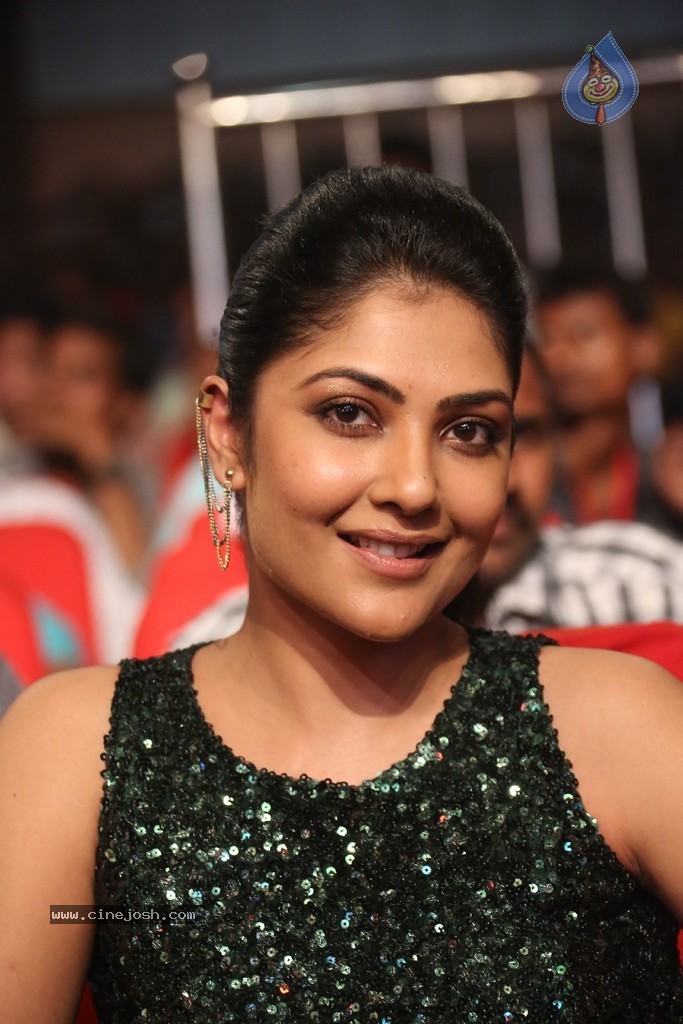 Kamalini Mukherjee at GAV Audio - 74 / 150 photos