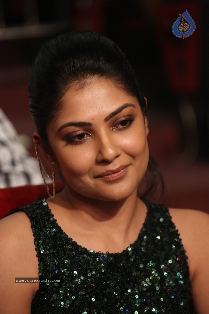 Kamalini Mukherjee at GAV Audio - 125 / 150 photos