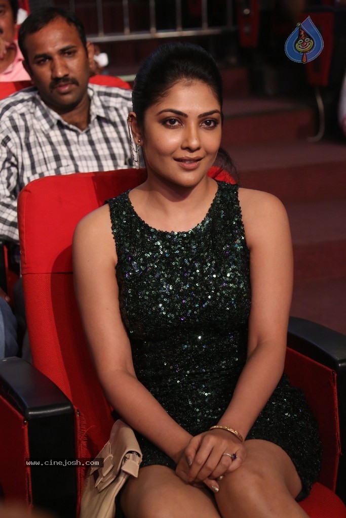 Kamalini Mukherjee at GAV Audio - 144 / 150 photos